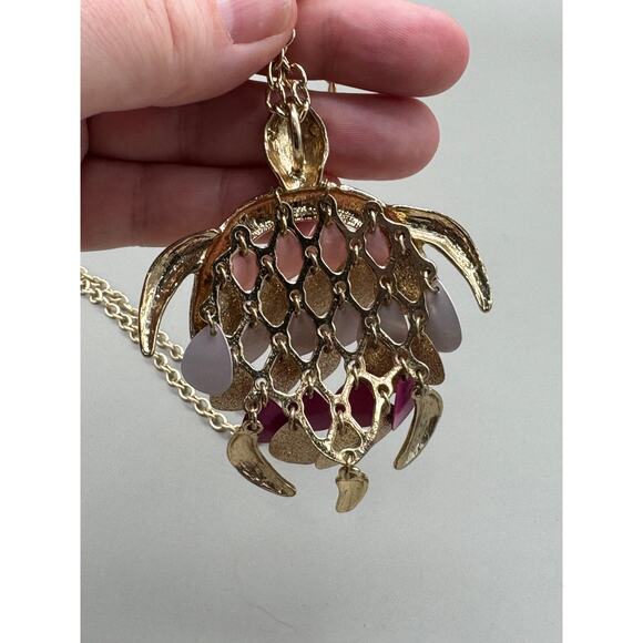 Vintage Pink and Gold Tone Articulating Sea Turtle Large Pendant Necklace - Picture 6 of 9
